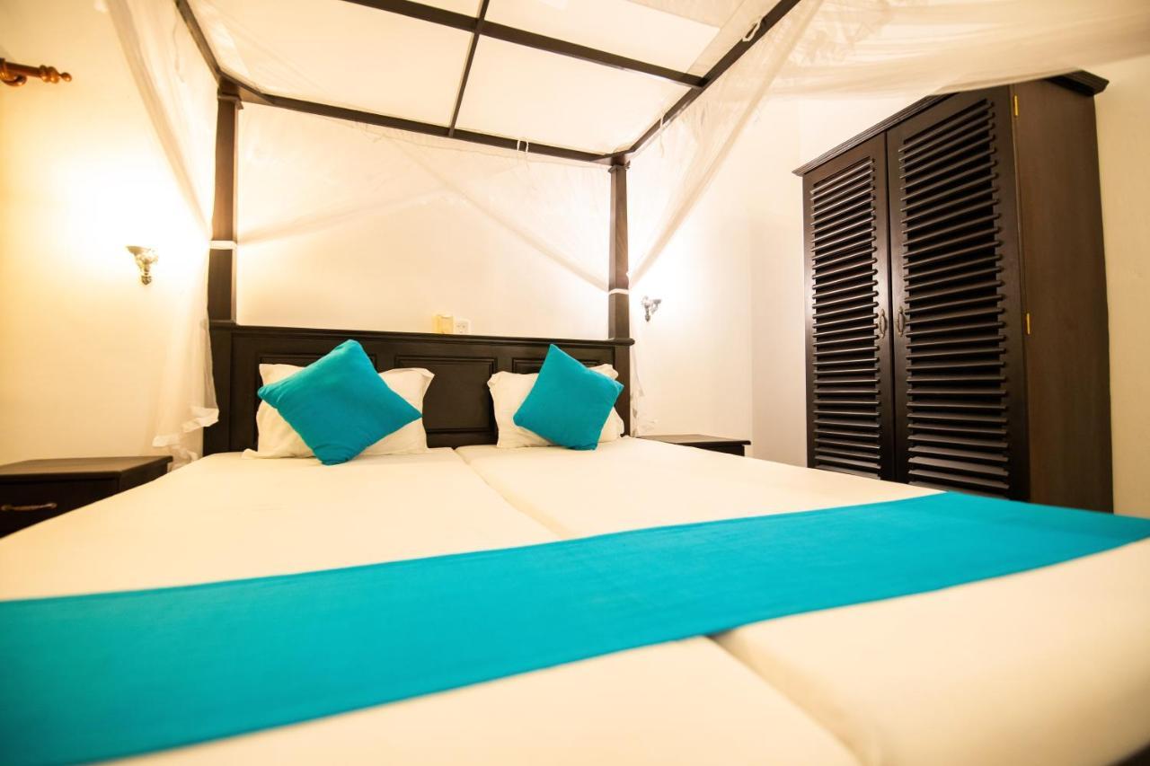 International Beach Hotel & Restaurant Hikkaduwa Luaran gambar