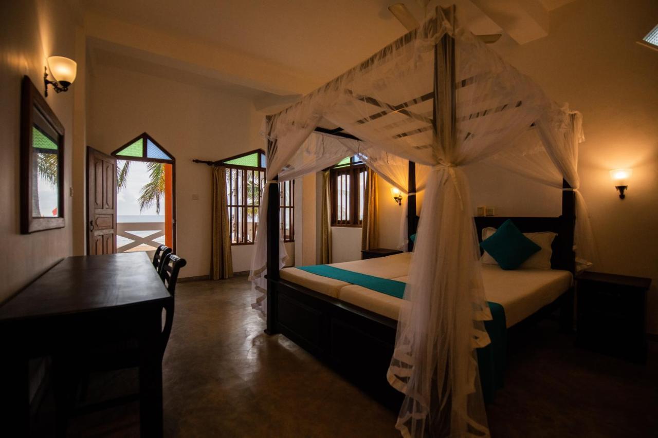 International Beach Hotel & Restaurant Hikkaduwa Luaran gambar