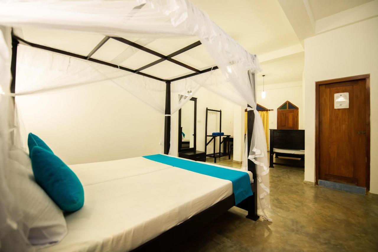 International Beach Hotel & Restaurant Hikkaduwa Luaran gambar